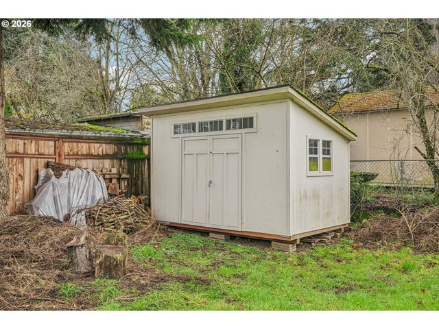 9210 N WINDLE St, Portland, OR 97203