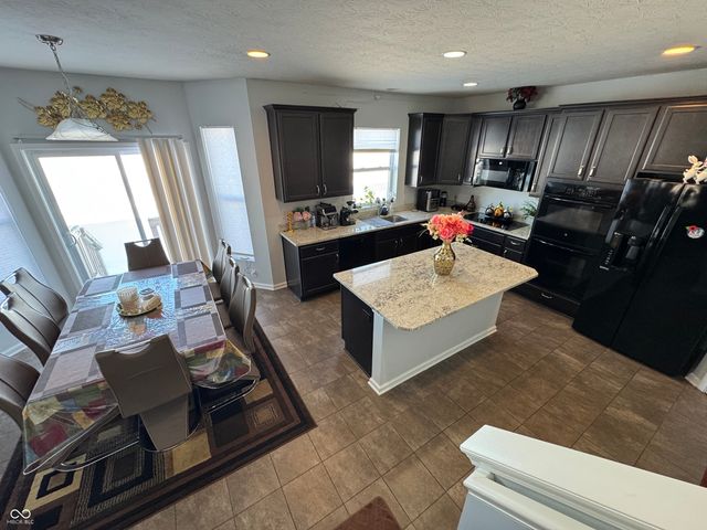 8836 Hornady Court, Indianapolis, IN 46239