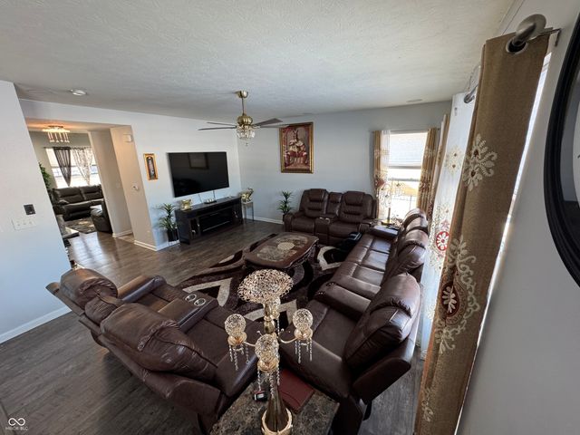 8836 Hornady Court, Indianapolis, IN 46239
