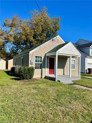 122 Gregg ST, Chesapeake, VA 23320