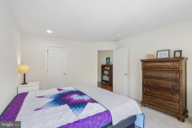 2725 SHELBURNE RD, Downingtown, PA 19335