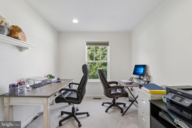 2725 SHELBURNE RD, Downingtown, PA 19335