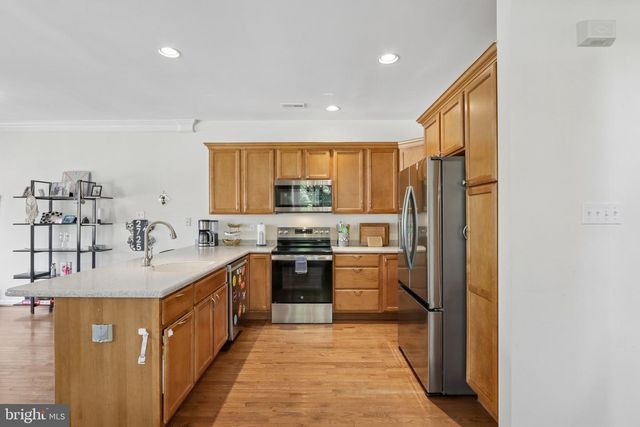 2725 SHELBURNE RD, Downingtown, PA 19335
