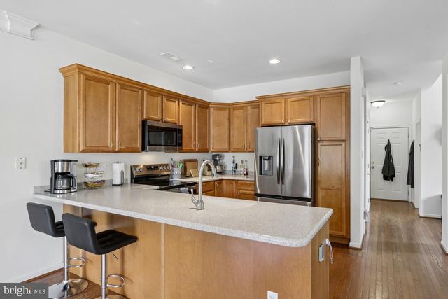 2725 SHELBURNE RD, Downingtown, PA 19335