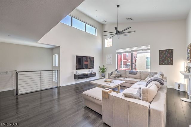 1999 Yaupon Avenue, Las Vegas, NV 89101