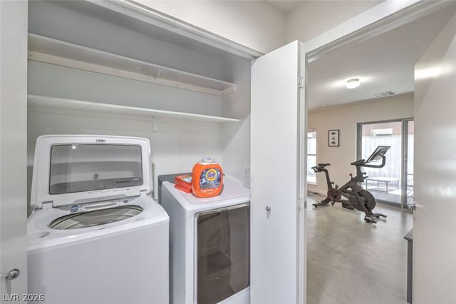1999 Yaupon Avenue, Las Vegas, NV 89101