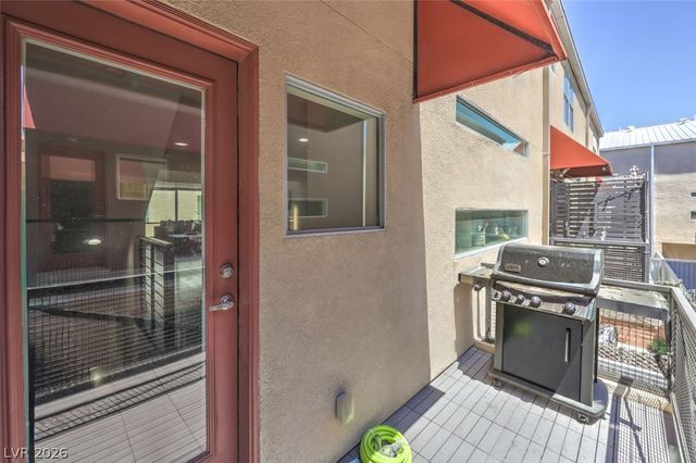 1999 Yaupon Avenue, Las Vegas, NV 89101