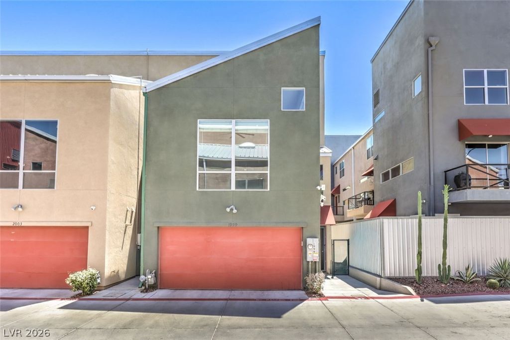 1999 Yaupon Avenue, Las Vegas, NV 89101