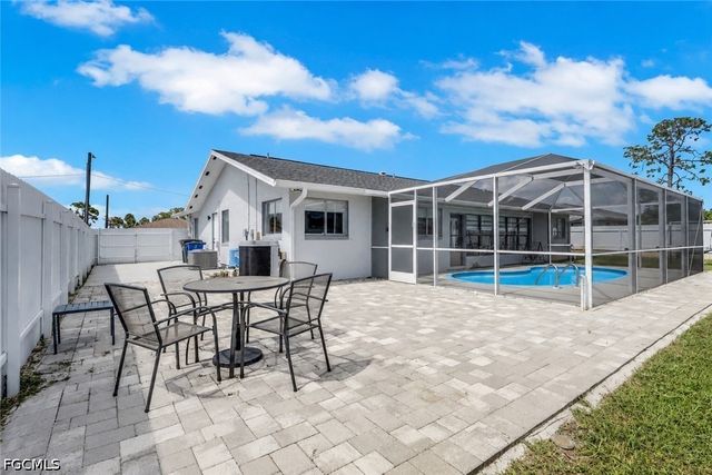7578 Laurel Valley RD, Fort Myers, FL 33967