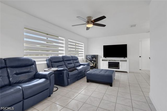 7578 Laurel Valley RD, Fort Myers, FL 33967