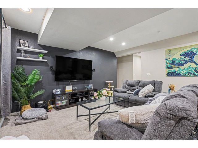 6024 E 154th Pl, Thornton, CO 80602