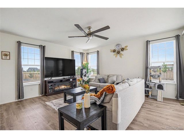 6024 E 154th Pl, Thornton, CO 80602