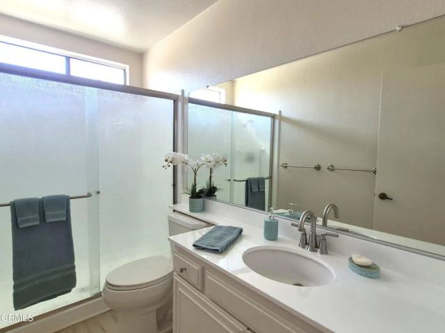 42224 Village 42, Camarillo, CA 93012