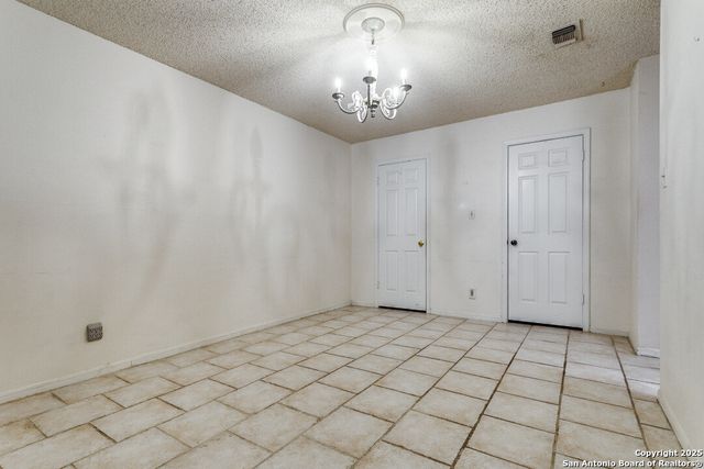 11843 Braesview Apt 713, San Antonio, TX 78213