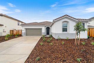 8462 Kissa Cir, Elk Grove, CA 95757