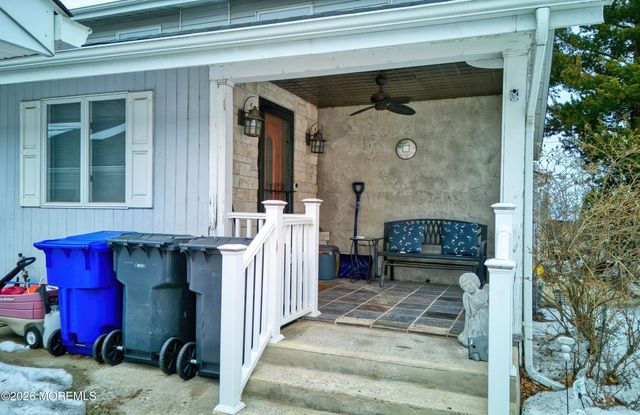 592 Kingfisher Circle, Brick, NJ 08723