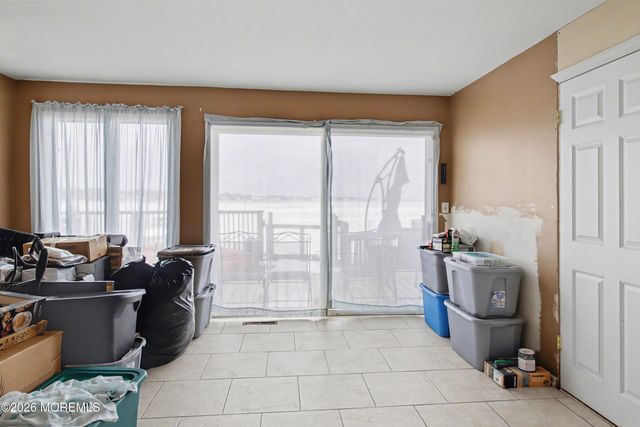 592 Kingfisher Circle, Brick, NJ 08723