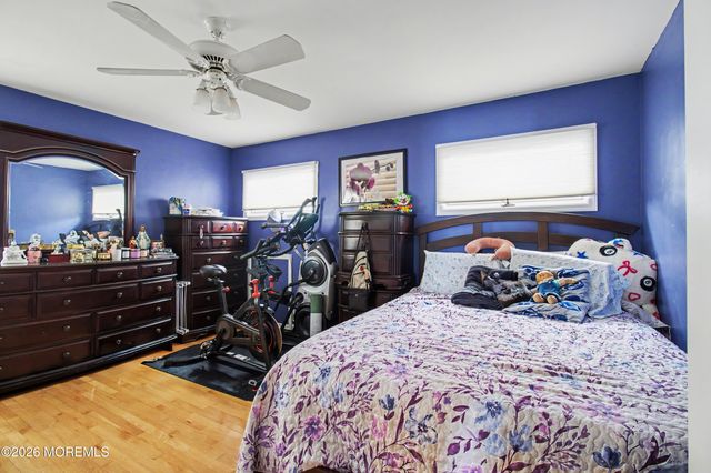 592 Kingfisher Circle, Brick, NJ 08723