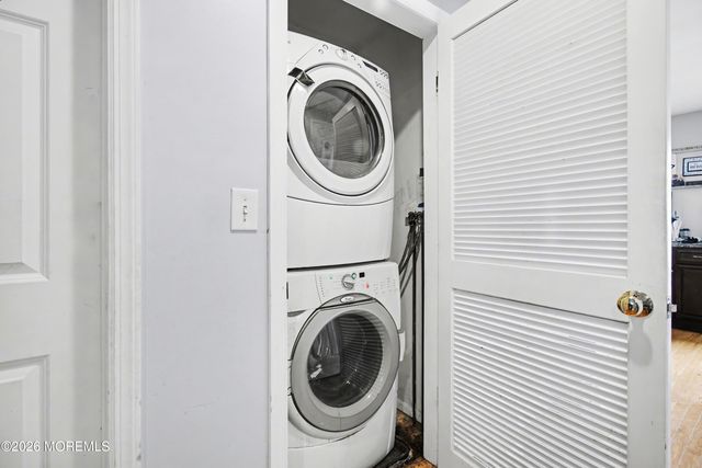 592 Kingfisher Circle, Brick, NJ 08723