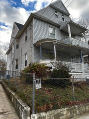 57 Ridgewood Street, Waterbury, CT 06710