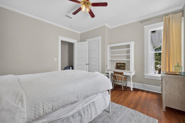 1324 Sealy Street, Galveston, TX 77550