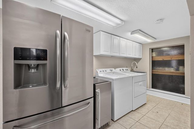 1324 Sealy Street, Galveston, TX 77550