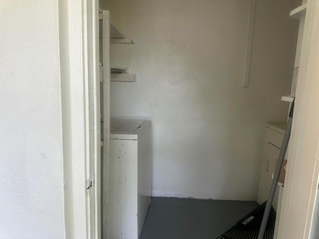 4120 NW 39TH Avenue, Lauderdale Lakes, FL 33309