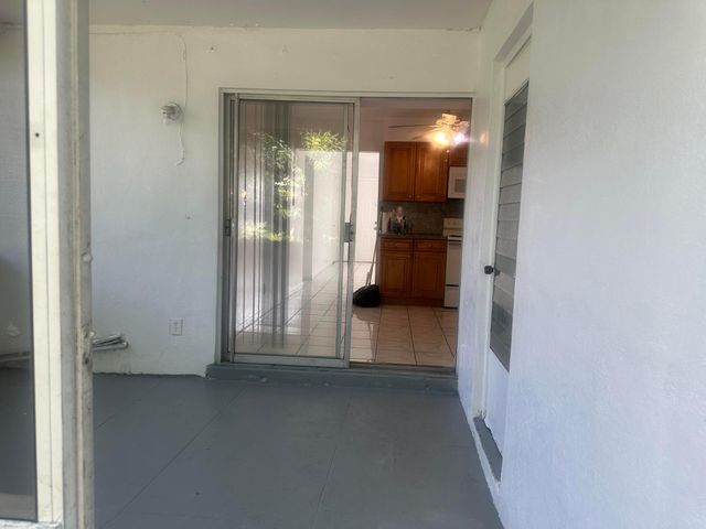 4120 NW 39TH Avenue, Lauderdale Lakes, FL 33309