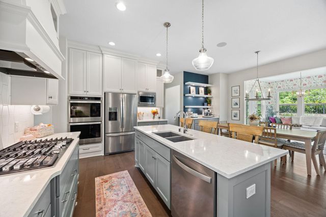 7060 61st Street S, Cottage Grove, MN 55016