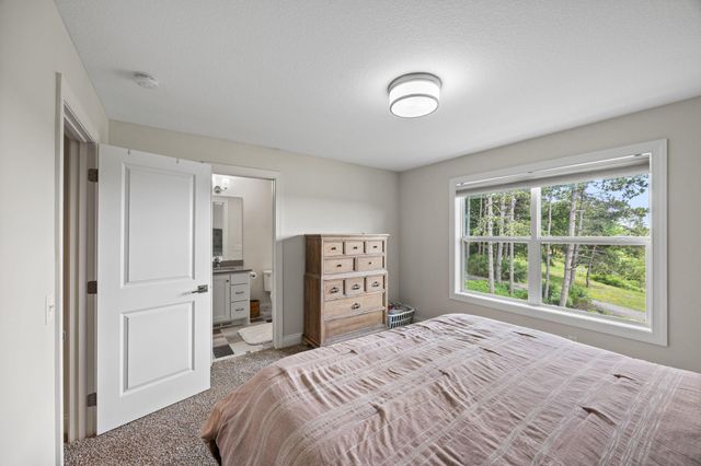 7060 61st Street S, Cottage Grove, MN 55016