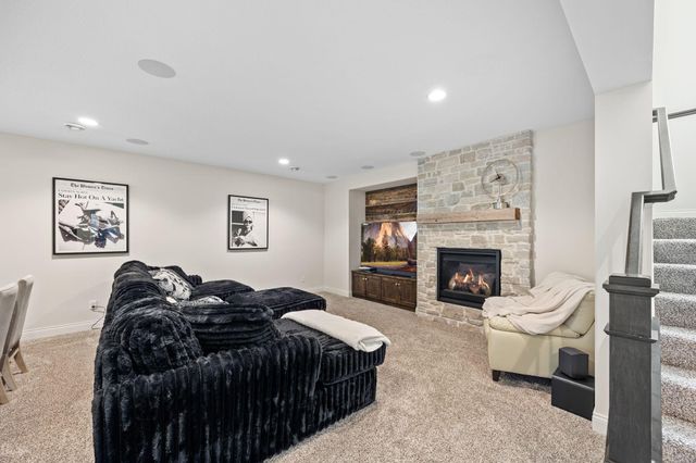 7060 61st Street S, Cottage Grove, MN 55016