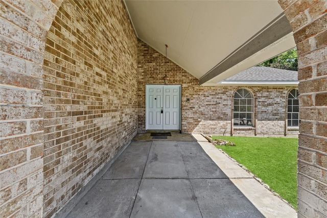 23806 Spring Moss Drive, Spring, TX 77373