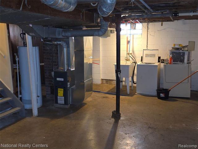 9131 Birwood Street, Detroit, MI 48204