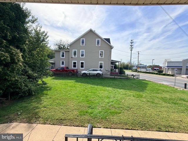 7435 OXFORD AVE, Philadelphia, PA 19111