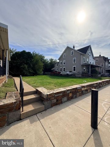 7435 OXFORD AVE, Philadelphia, PA 19111