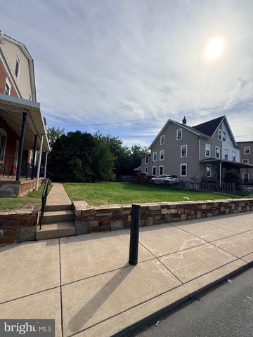 7435 OXFORD AVE, Philadelphia, PA 19111