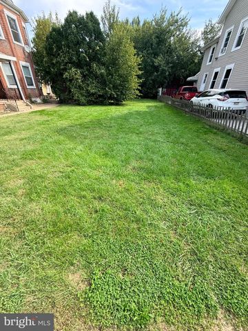 7435 OXFORD AVE, Philadelphia, PA 19111