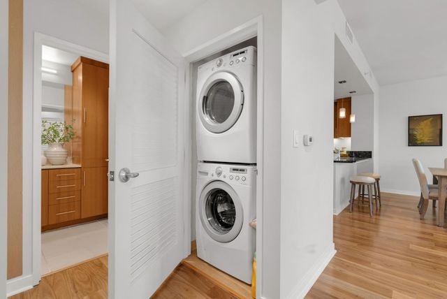 38 N Almaden Boulevard 1805, San Jose, CA 95110