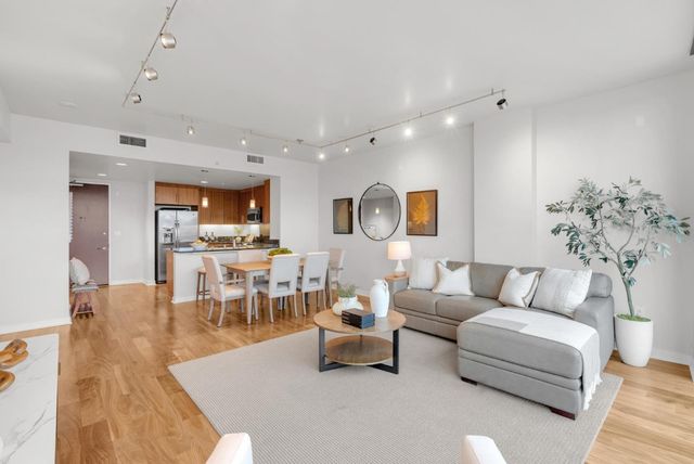 38 N Almaden Boulevard 1805, San Jose, CA 95110