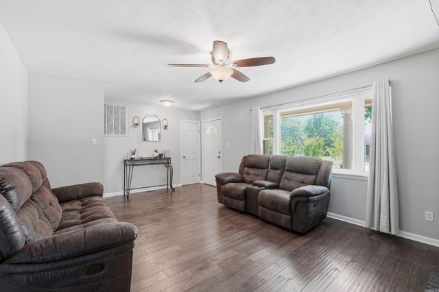 1002 Eastern Avenue, Cabot, AR 72023