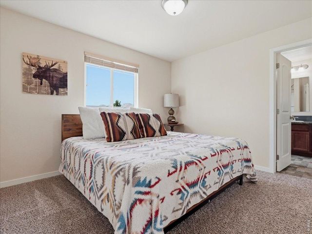 10207 W 11th St, Greeley, CO 80634