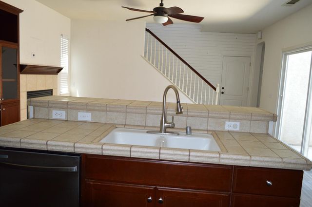 4227 Ivory Ln, Turlock, CA 95382