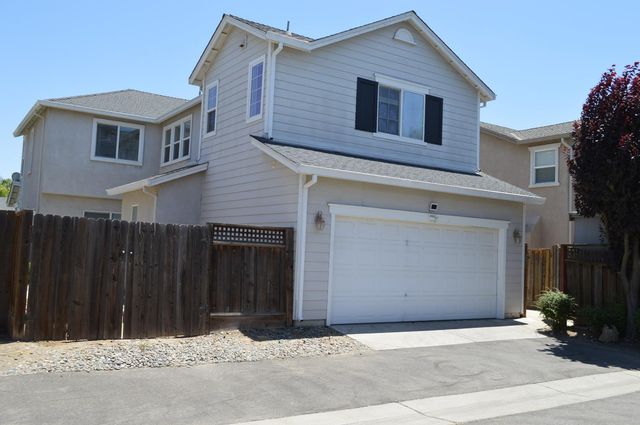 4227 Ivory Ln, Turlock, CA 95382