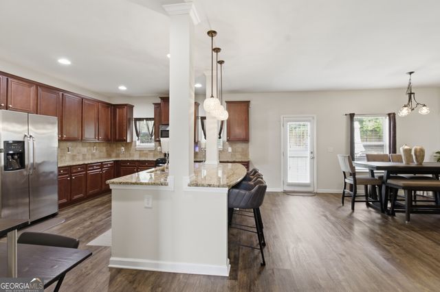1293 Heartwood Avenue, Mcdonough, GA 30253