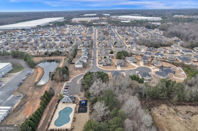 1293 Heartwood Avenue, Mcdonough, GA 30253