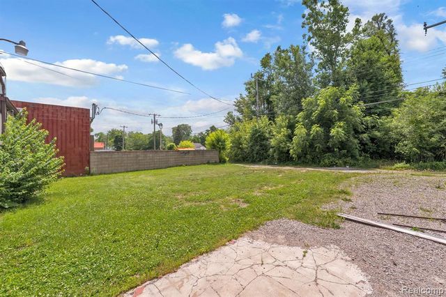22019 Fenkell Street, Detroit, MI 48223