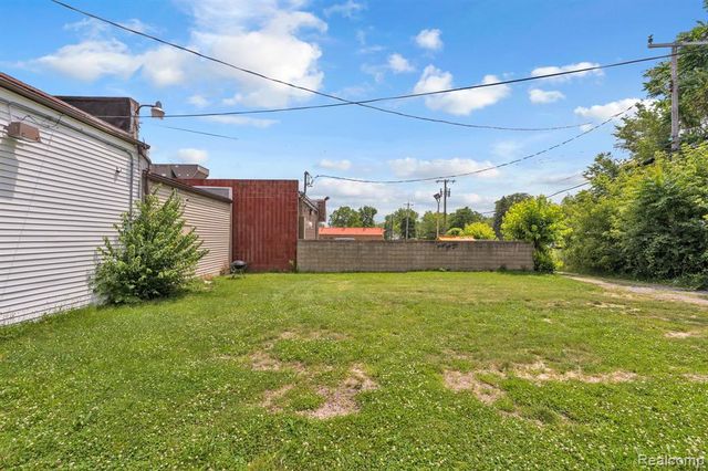 22019 Fenkell Street, Detroit, MI 48223