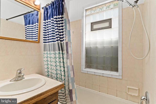 530 HOGESTOWN ROAD, Mechanicsburg, PA 17050