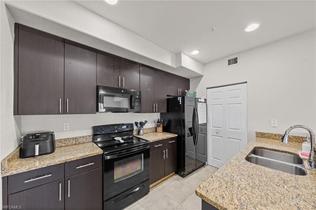 13160 Bella Casa CIR 2111, FORT MYERS, FL 33966 — photo 4