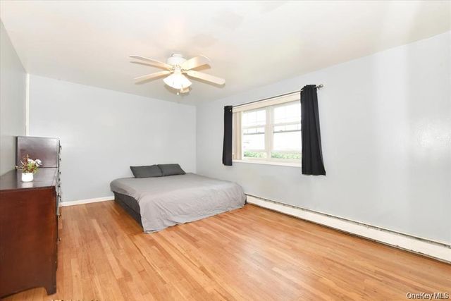 295 Merrick Road 4A, Amityville, NY 11701
